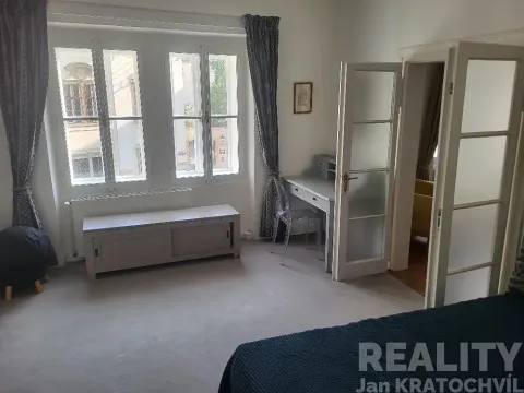 Pronájem bytu 2+1, Praha - Malá Strana, Maltézské náměstí, 76 m2