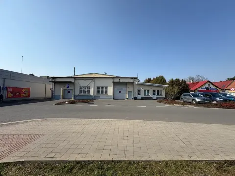 Pronájem obchodního prostoru, Praha - Horní Počernice, Náchodská, 634 m2