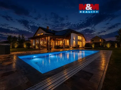 Prodej rodinného domu, Křenice, Šípková, 183 m2