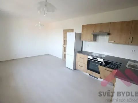 Pronájem bytu 1+kk, Praha - Hloubětín, Pokorného, 34 m2