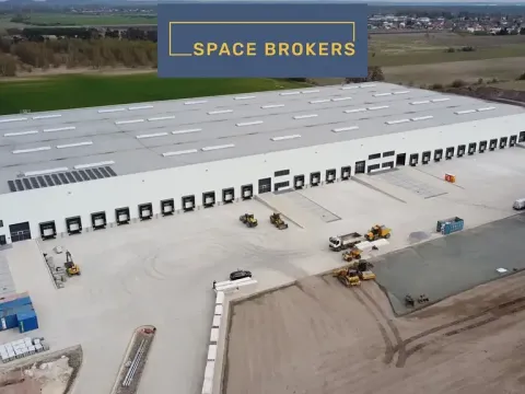 Pronájem skladu, Poděbrady, 20000 m2