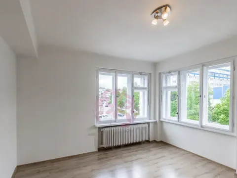 Pronájem bytu 2+1, Praha - Vršovice, Bělocerkevská, 73 m2