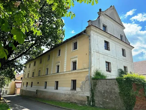 Prodej apartmánu, Kutná Hora, Ku ptáku, 1200 m2