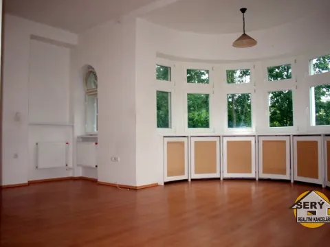 Pronájem bytu 1+kk, Jihlava, třída Legionářů, 36 m2