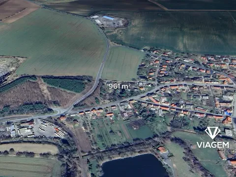 Prodej pole, Plaňany, 961 m2