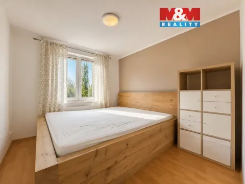 Prodej bytu 2+1, Klášterec nad Ohří - Miřetice u Klášterce nad Ohří, Husova, 50 m2