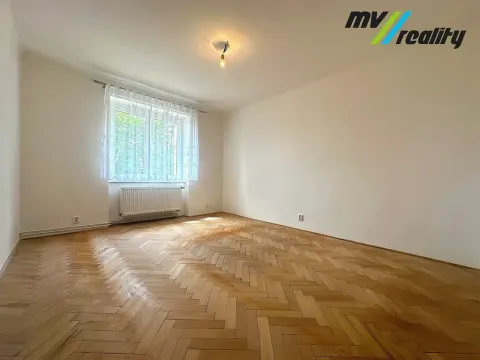 Prodej bytu 2+1, Odolena Voda, Seifertova, 58 m2