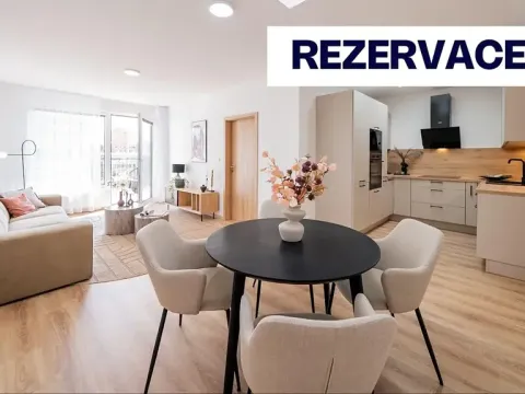 Prodej bytu 2+kk, Praha - Hloubětín, Mochovská, 63 m2