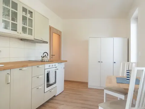 Pronájem bytu 1+kk, Čím, 34 m2