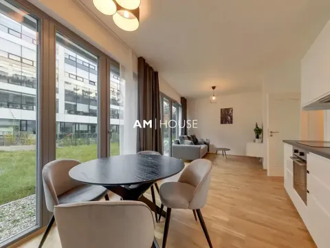 Pronájem bytu 2+kk, Praha - Karlín, Rohanské nábřeží, 61 m2
