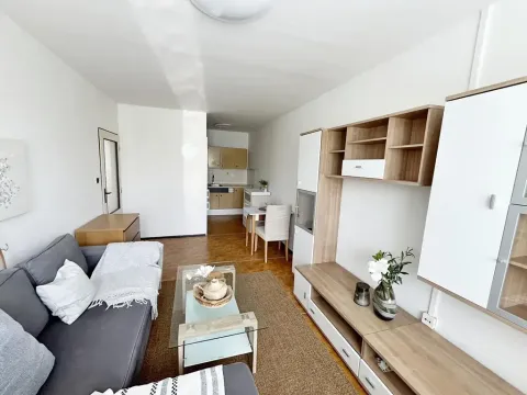 Prodej bytu 2+kk, Kralupy nad Vltavou, sídl. U Cukrovaru, 42 m2