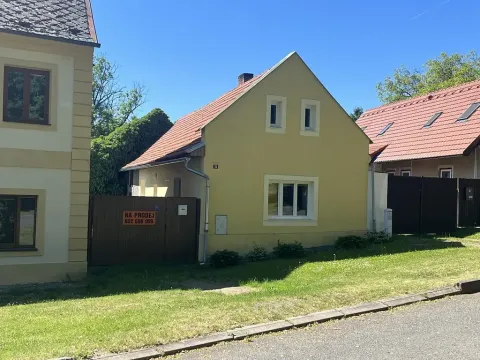 Prodej rodinného domu, Ondřejov, nám. 9. května, 74 m2