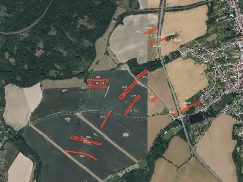 Prodej podílu pole, Golčův Jeníkov, 31302 m2