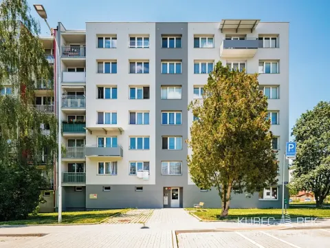 Pronájem bytu 3+1, Tábor, Helsinská, 72 m2
