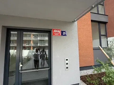 Pronájem bytu 1+kk, Praha - Vysočany, Gerstelova, 39 m2
