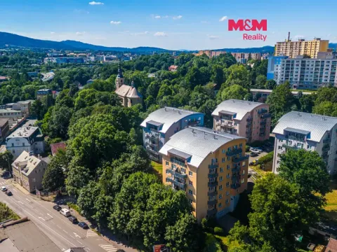 Prodej bytu 2+kk, Liberec - Liberec VI-Rochlice, Nádvorní, 76 m2