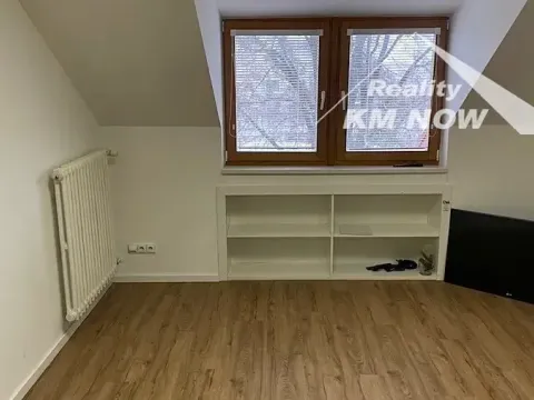 Pronájem pokoje, Hulín, 14 m2