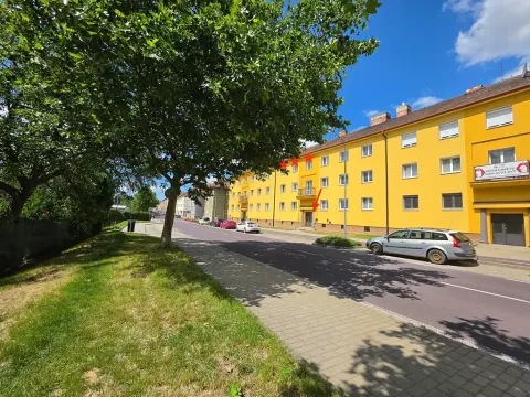 Prodej bytu 3+1, Znojmo, 28. října, 57 m2