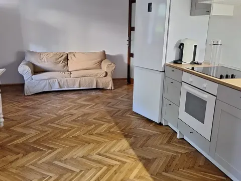 Pronájem bytu 2+kk, Praha - Záběhlice, Jiřinková, 55 m2