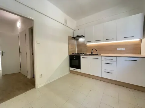 Pronájem bytu 2+1, Třinec, Jablunkovská, 57 m2