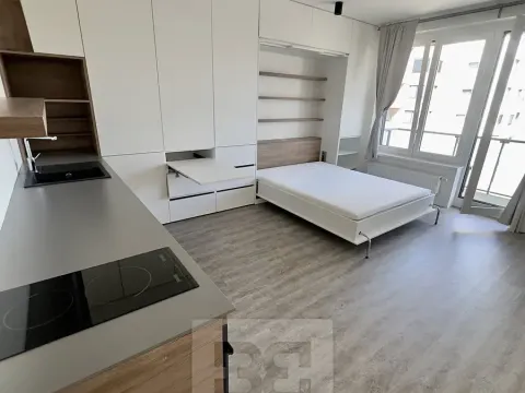 Pronájem bytu 1+kk, Praha - Hlubočepy, Vítové, 30 m2