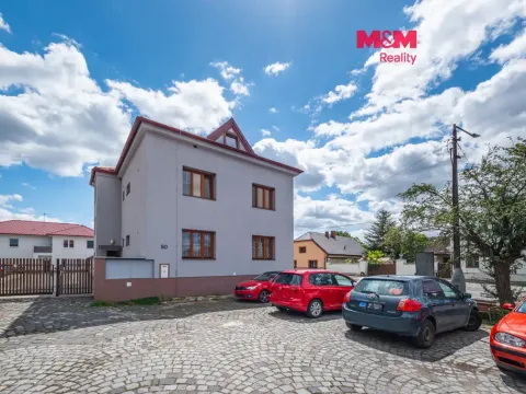 Prodej bytu 2+1, Rožďalovice, Náměstí, 63 m2
