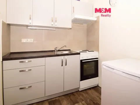Prodej bytu 1+kk, Ostrava - Vítkovice, Na Obvodu, 27 m2