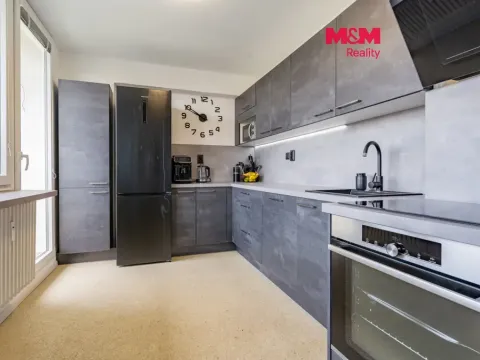 Prodej bytu 4+1, Kladno - Kročehlavy, Estonská, 78 m2