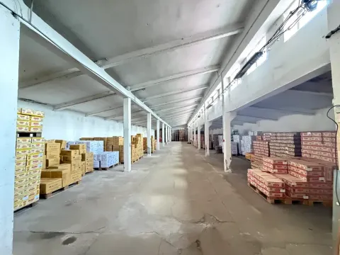 Pronájem skladu, Jenštejn, 500 m2