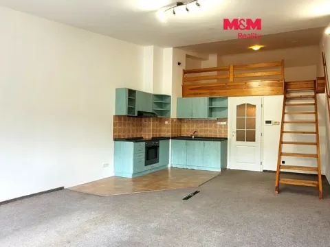 Pronájem bytu 1+kk, Smržovka, náměstí T. G. Masaryka, 40 m2