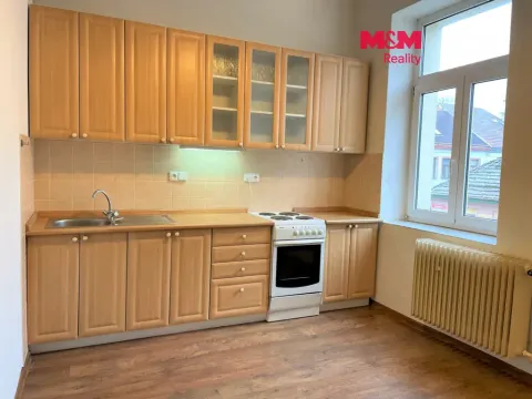 Pronájem bytu 2+1, Poděbrady - Poděbrady III, Komenského, 59 m2