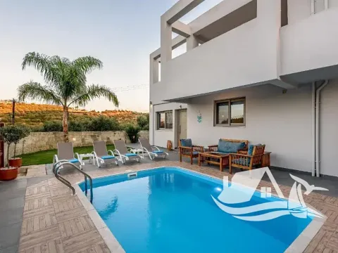 Prodej bytu 6+kk a větší, Stalos, Řecko, 373 m2