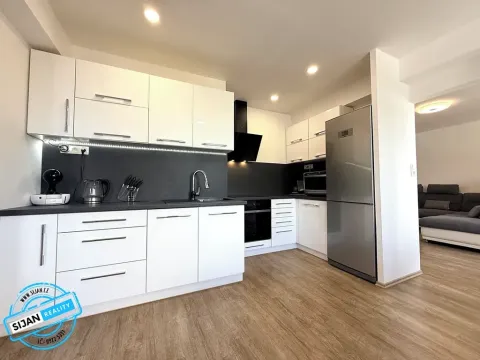 Prodej bytu 3+1, Krnov, Albrechtická, 77 m2