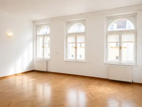 Prodej bytu 2+kk, Praha - Nové Město, Koubkova, 52 m2