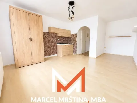 Pronájem bytu 1+kk, Náchod, Kamenice, 28 m2