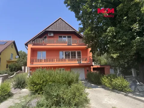 Prodej bytu 5+1, Hrušovany nad Jevišovkou, Na Hrádku, 172 m2