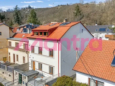 Prodej vícegeneračního domu, Praha, V Podbabě, 90 m2