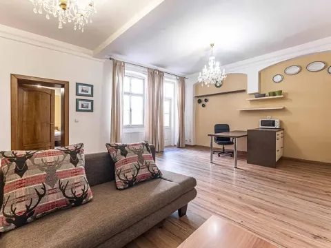 Pronájem bytu 2+kk, Praha - Malá Strana, Mostecká, 50 m2