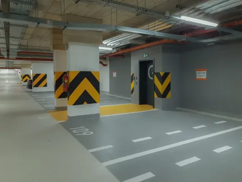 Pronájem garážového stání, Praha - Holešovice, U průhonu, 19 m2