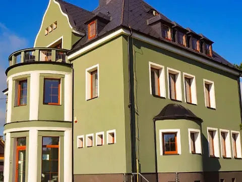 Pronájem komerční, Bruntál, Pod Lipami, 179 m2