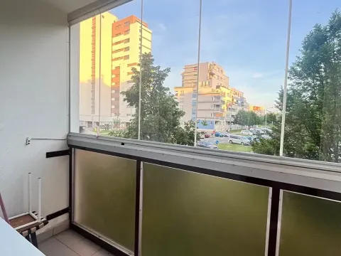Pronájem bytu 1+1, Praha - Letňany, Vratimovská, 33 m2