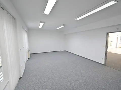Pronájem kanceláře, Praha - Prosek, Litvínovská, 31 m2