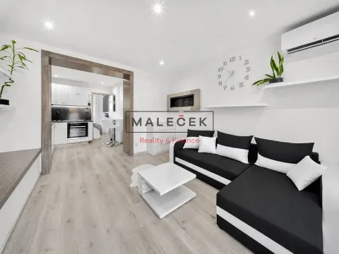Prodej bytu 2+1, Kladno, Unhošťská, 51 m2