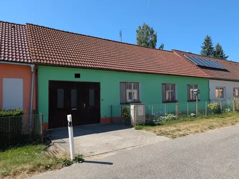Prodej rodinného domu, Dříteň, 225 m2