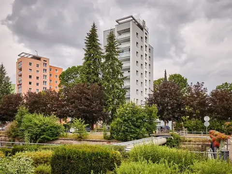 Prodej bytu 2+1, Trutnov, Úpské nábřeží, 56 m2