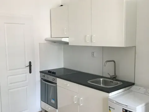 Pronájem bytu 3+1, Praha - Nové Město, Zlatnická, 65 m2