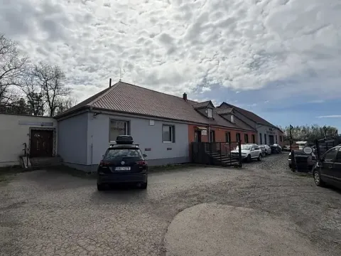Prodej komerční nemovitosti, Most, 549 m2