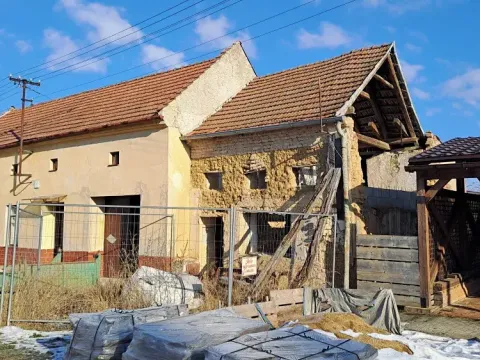 Dražba rodinného domu, Topolany, 33 m2