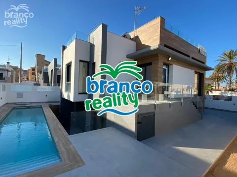 Prodej rodinného domu, Torrevieja, Alicante, Španělsko, 310 m2