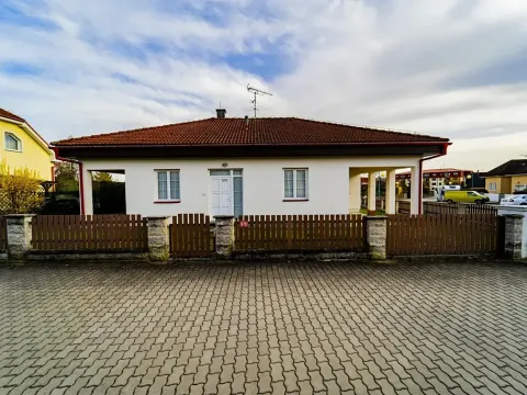 Prodej rodinného domu, Kosmonosy, Květinová, 126 m2
